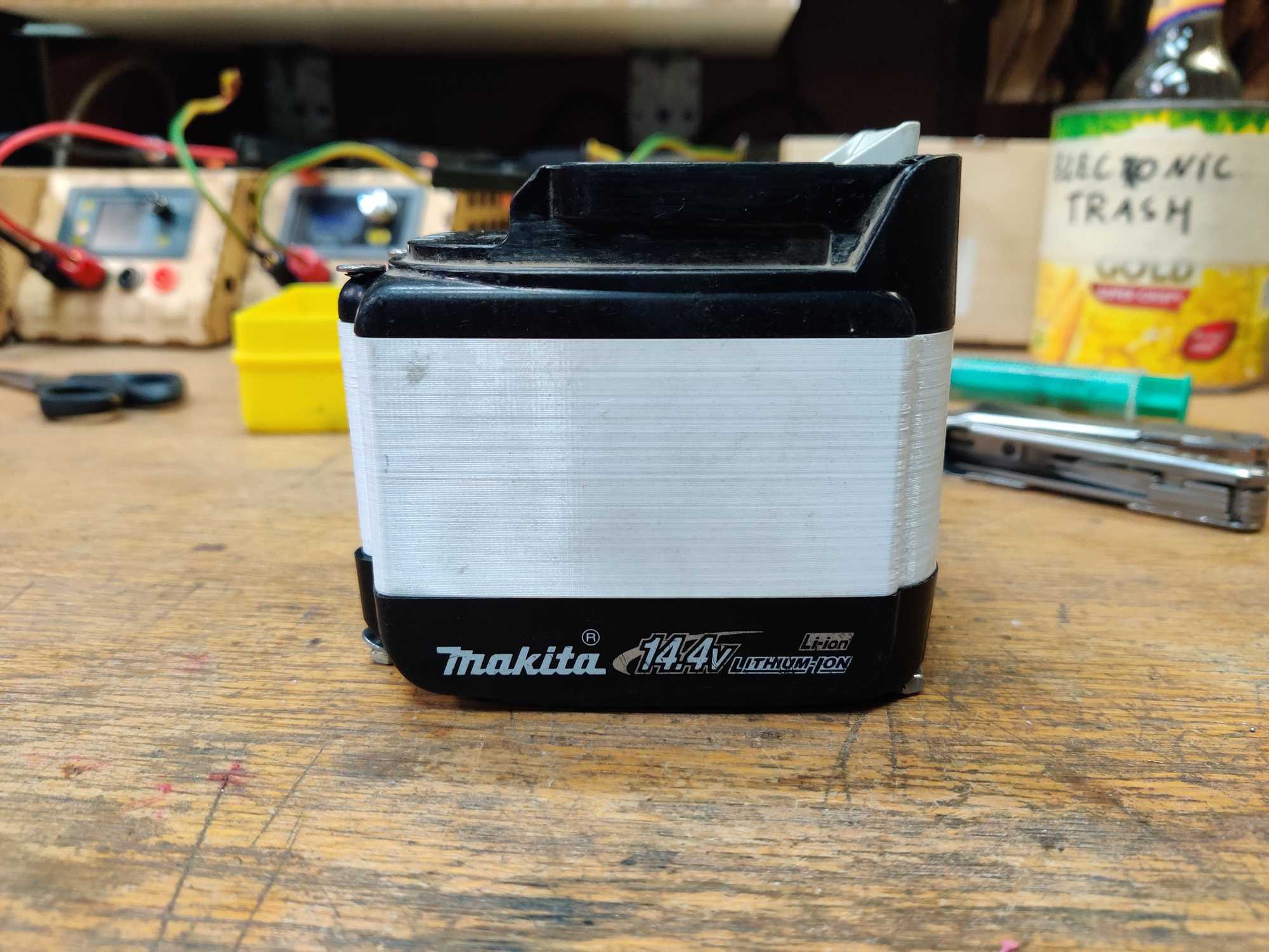 Makita 9v drill online battery